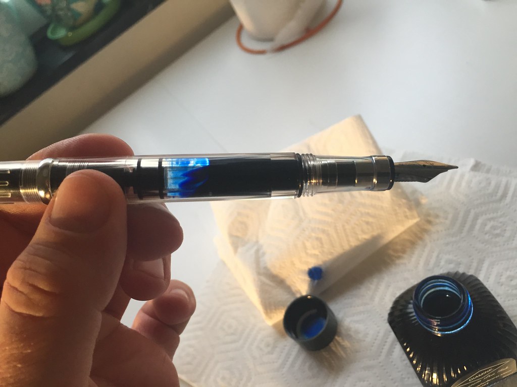 TWSBI Diamond 580 clear (Piston Filling Fountain Pen)