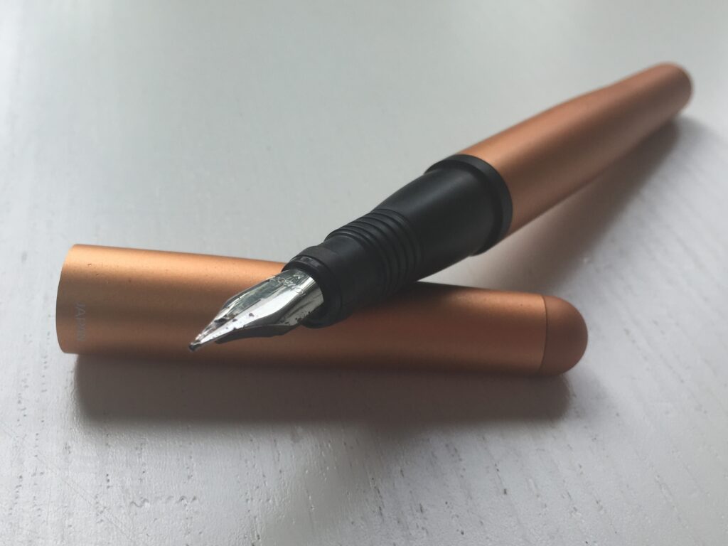Tombow Object (goldorange) Fountain Pen