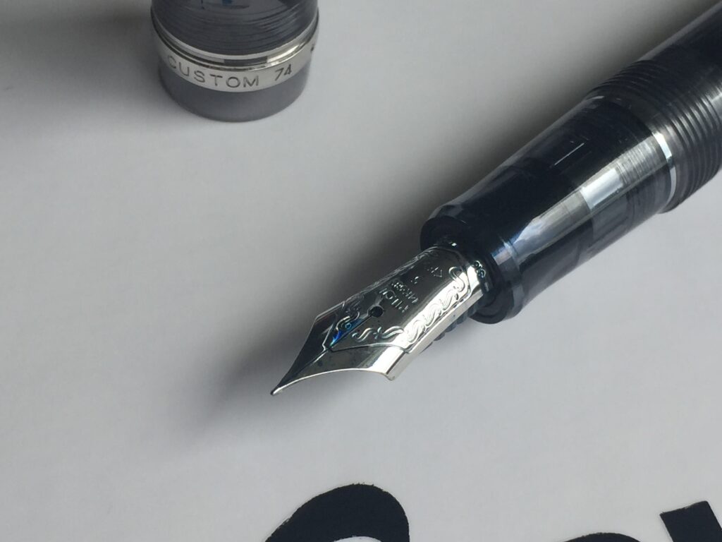 Pilot Custom 74