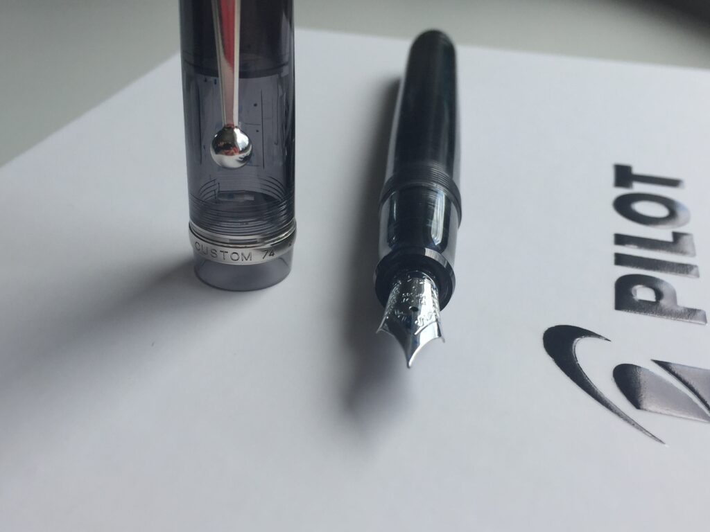 Pilot Custom 74